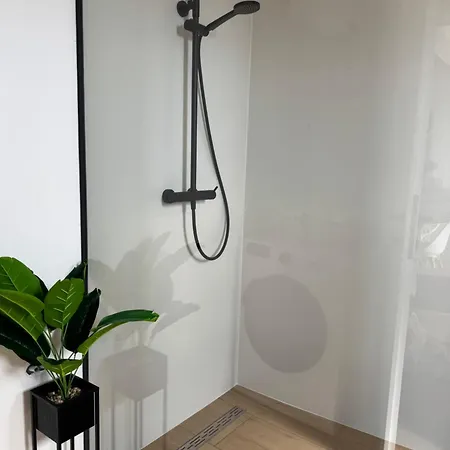 Blue Sea 2 アパート Pakoštane